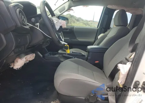 2022 Toyota Tacoma Access Cab z USA, uszkodzony, nr VIN 3TYRX5GN8NT048355